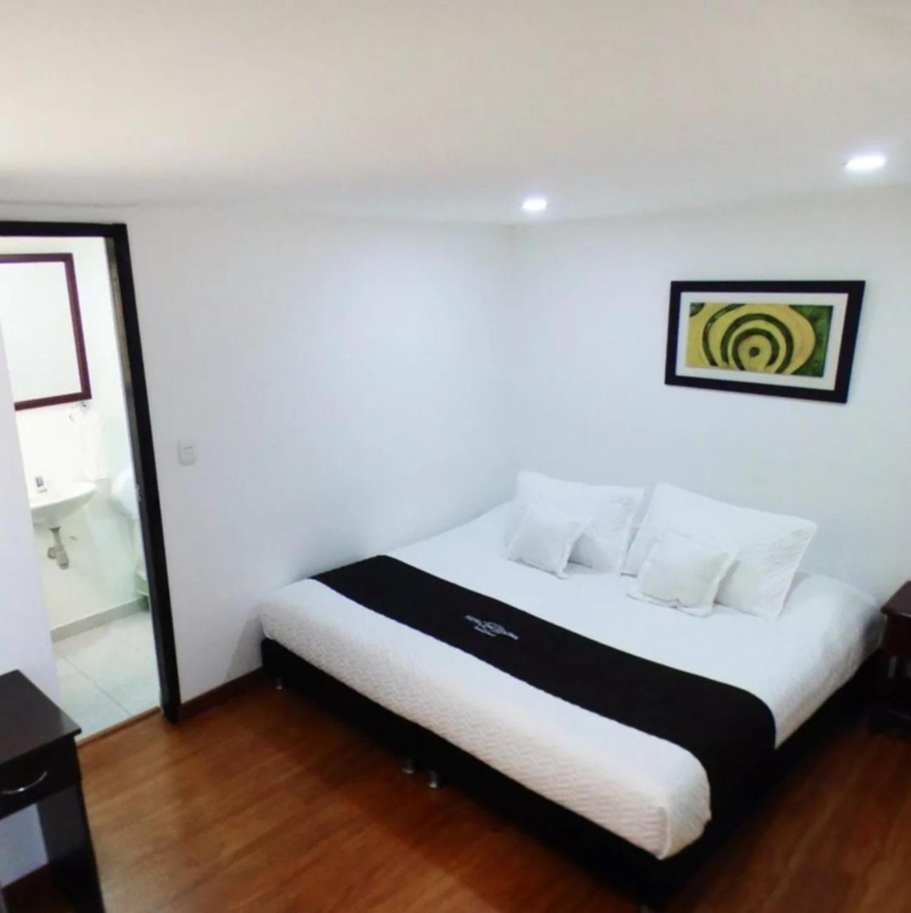 Hotel Colonial Internacional 보고타 외부 사진